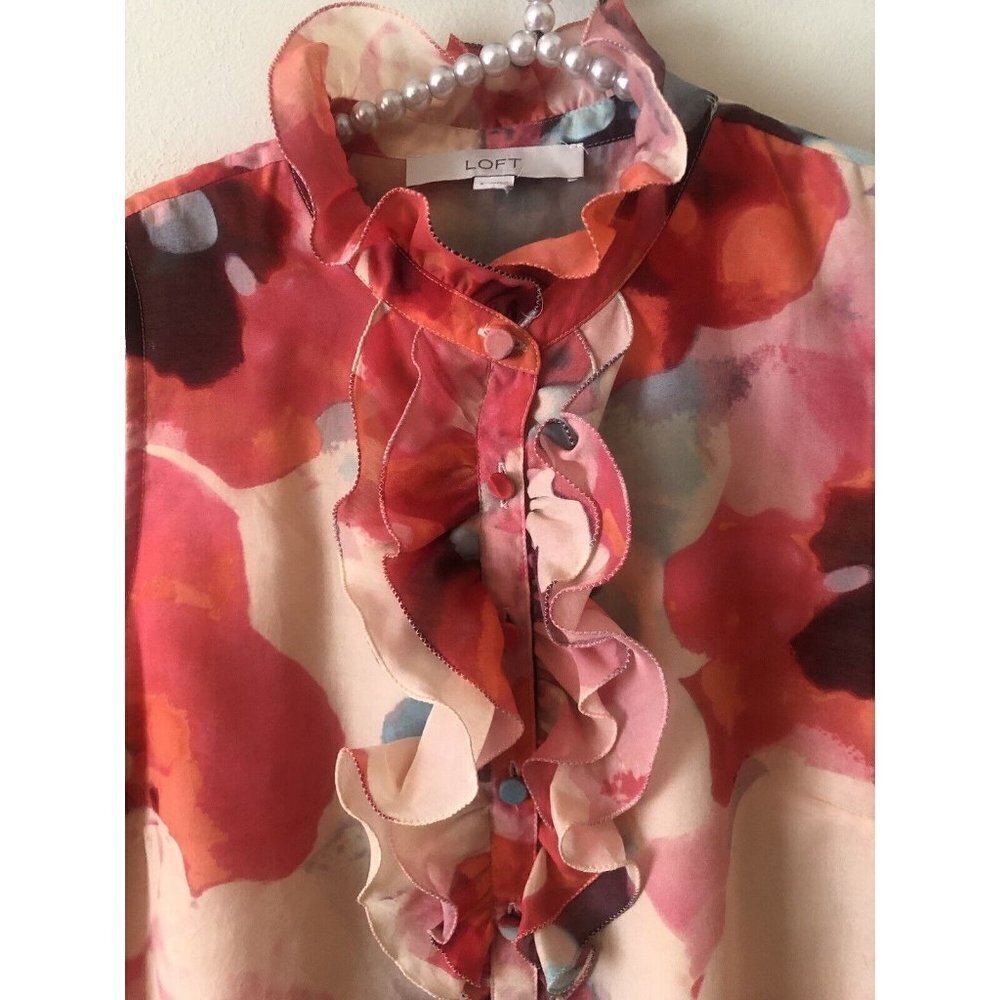 LOFT Sleeveless Blouse with Red and Pink Floral Design - Picture 2 of 5
